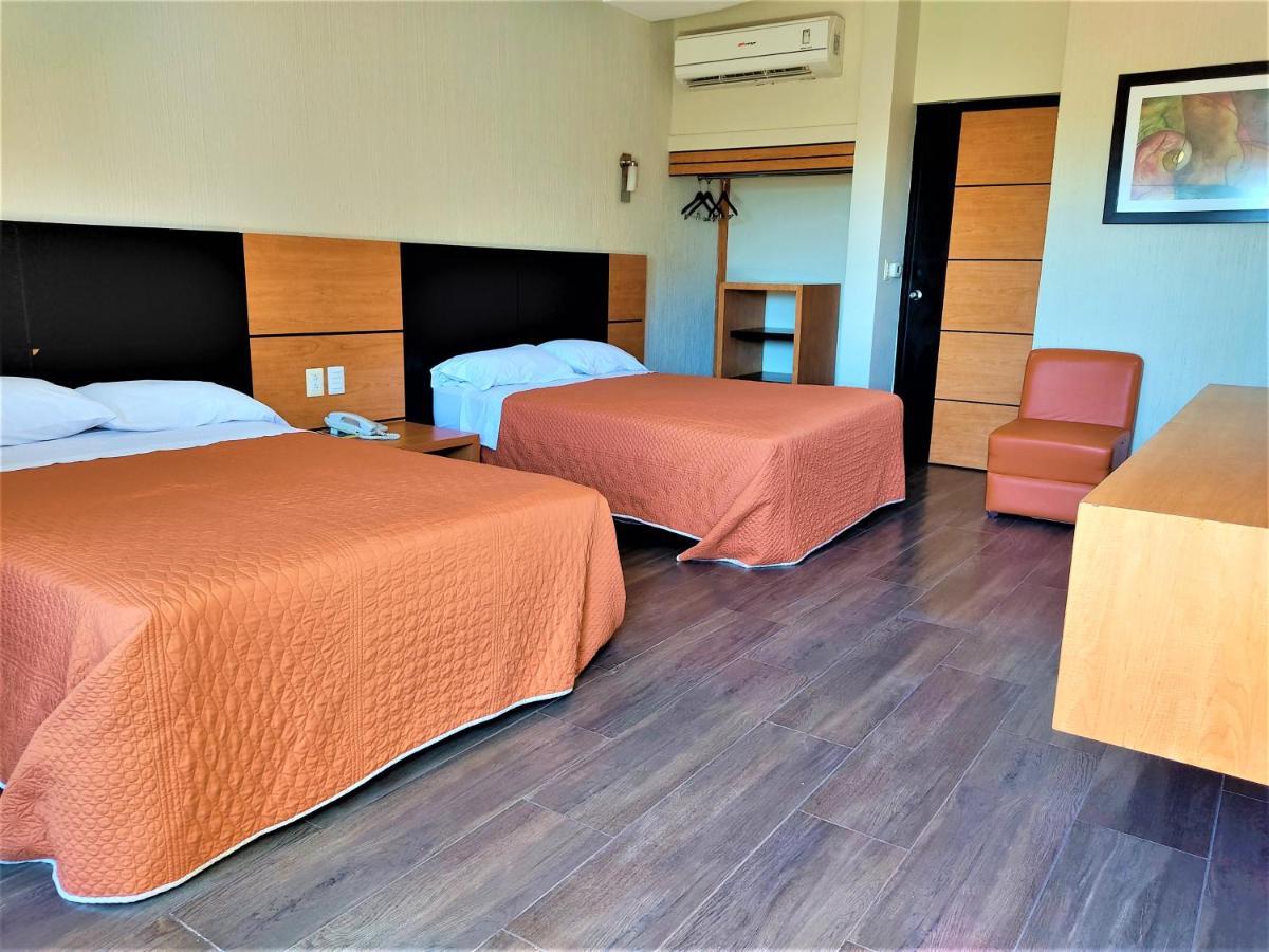 Hotel Oasis 3*